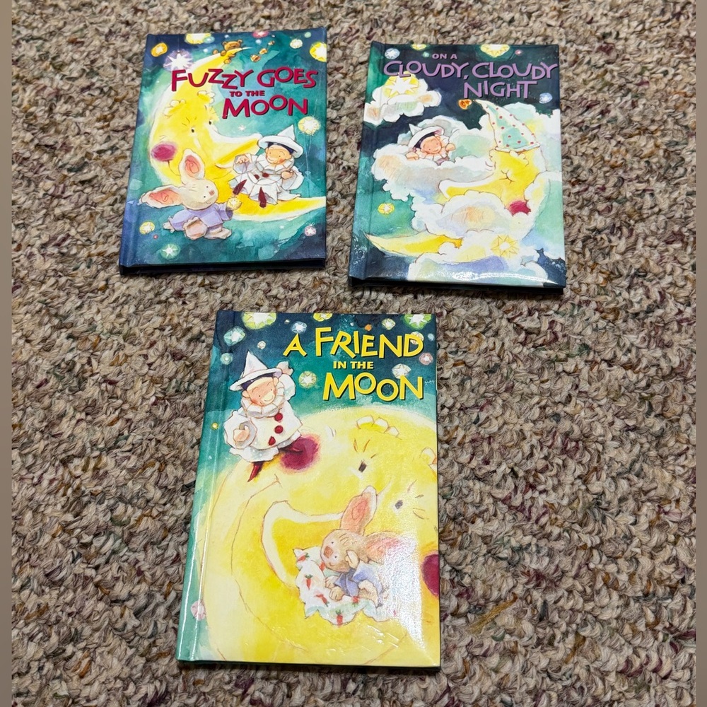 Vintage 1998 Tormont lot of 3 Children's Moon Theme board books bedtime stories‎